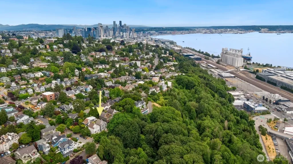 1117 W Blaine Street Seattle WA 98119