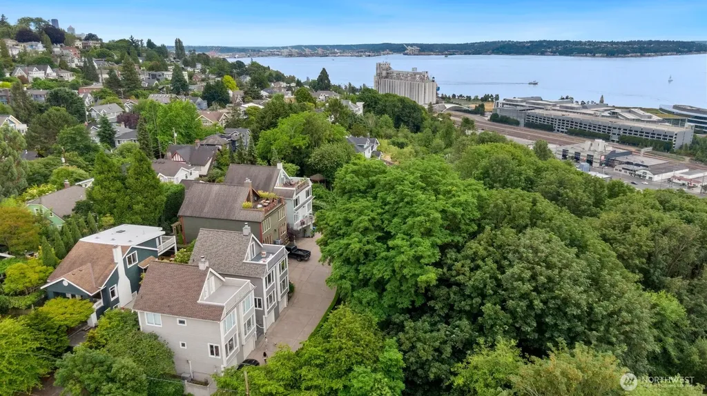 1117 W Blaine Street Seattle WA 98119