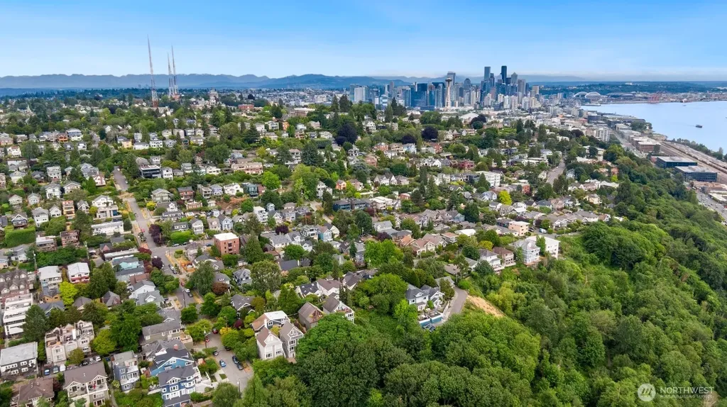 1117 W Blaine Street Seattle WA 98119