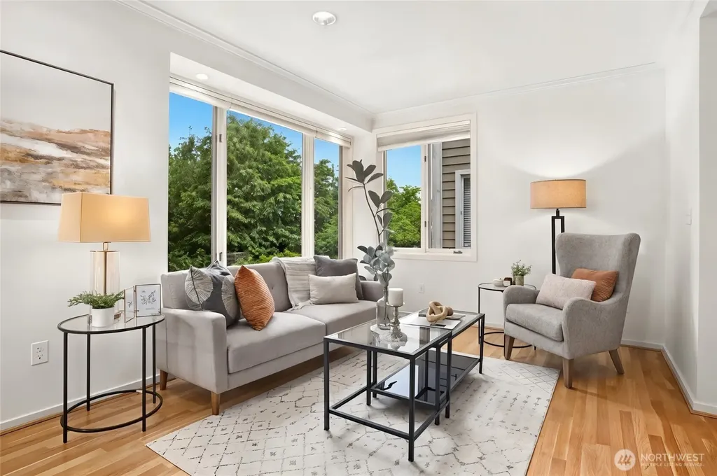 1117 W Blaine Street Seattle WA 98119
