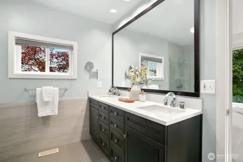 1117 W Blaine Street Seattle WA 98119
