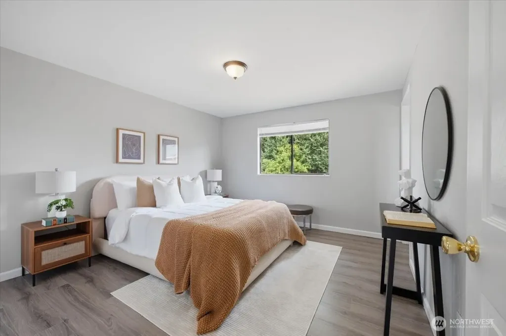 2618 379th Place Federal Way WA 98003