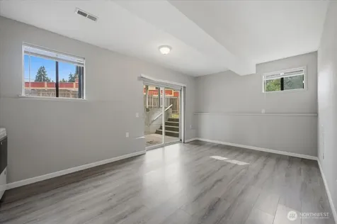 2618 379th Place Federal Way WA 98003