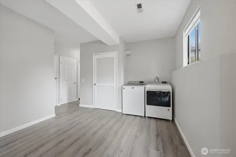 2618 379th Place Federal Way WA 98003