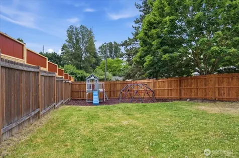 2618 379th Place Federal Way WA 98003