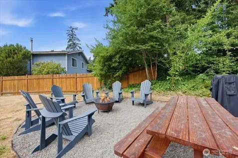 2618 379th Place Federal Way WA 98003