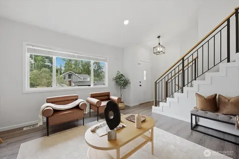 2618 379th Place Federal Way WA 98003