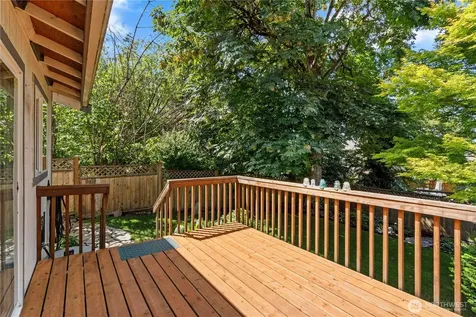 515 19th Avenue SW Puyallup WA 98371