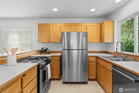515 19th Avenue SW Puyallup WA 98371