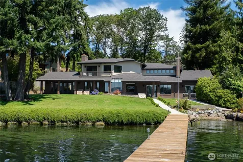 11055 SE Lake Road Bellevue WA 98004