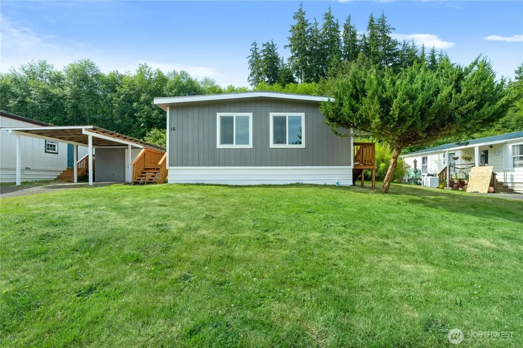 1019 Standford Drive Cosmopolis WA 98537