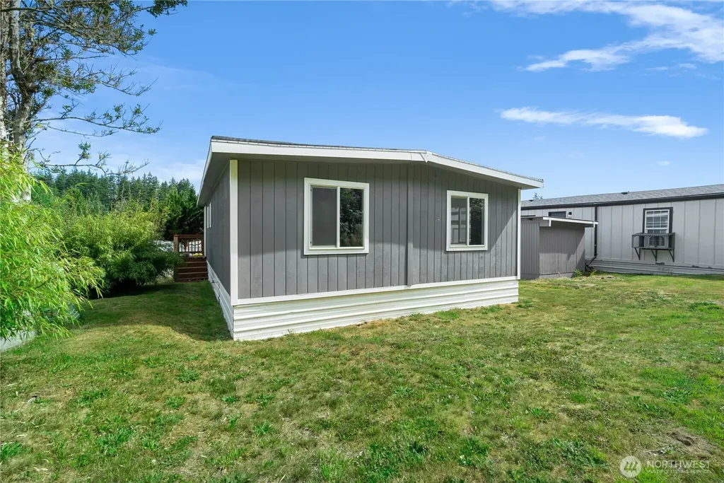 1019 Standford Drive Cosmopolis WA 98537