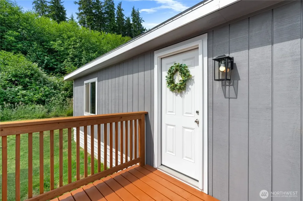 1019 Standford Drive Cosmopolis WA 98537