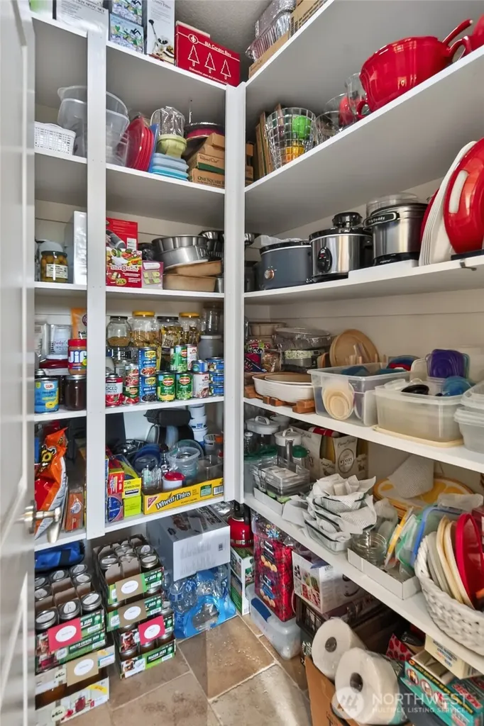 31 E Bedinger Road Sequim WA 98382