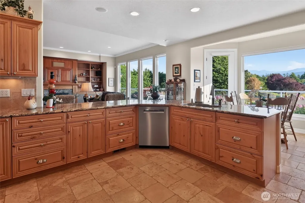 31 E Bedinger Road Sequim WA 98382