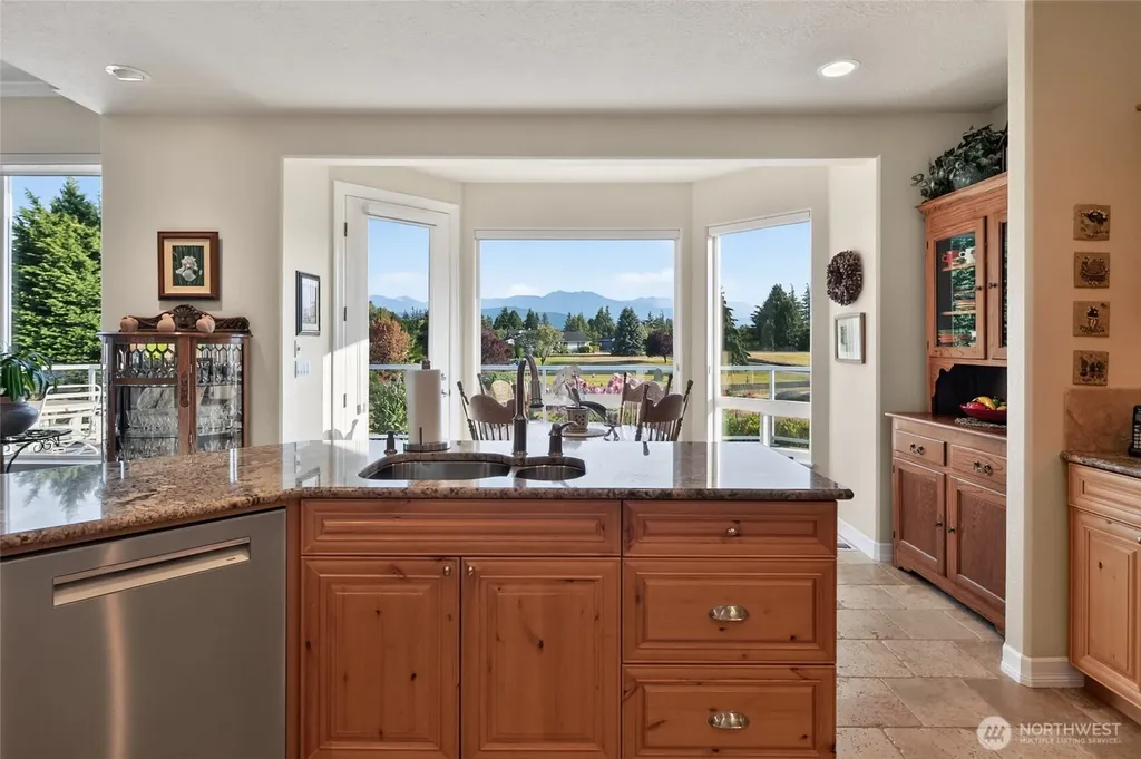 31 E Bedinger Road Sequim WA 98382