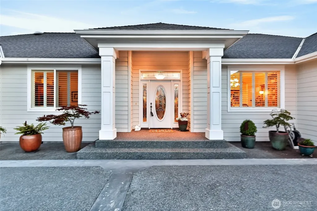31 E Bedinger Road Sequim WA 98382