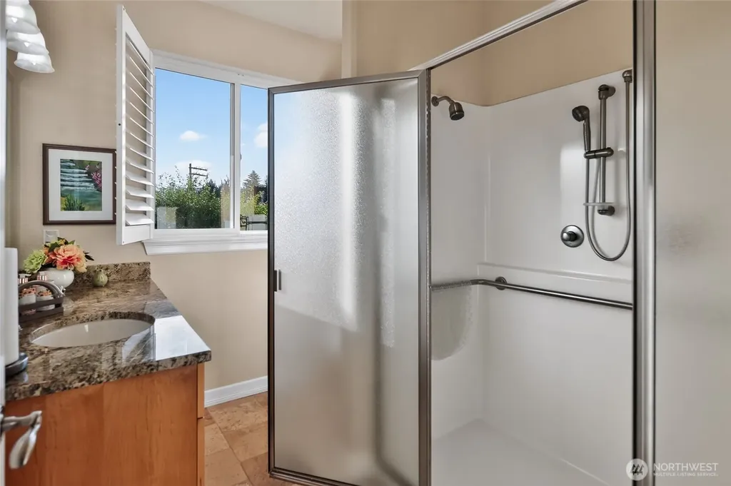 31 E Bedinger Road Sequim WA 98382