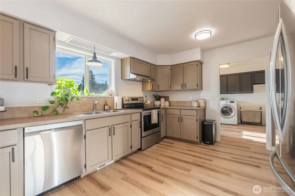 133 Faun Rae Lane Chehalis WA 98532