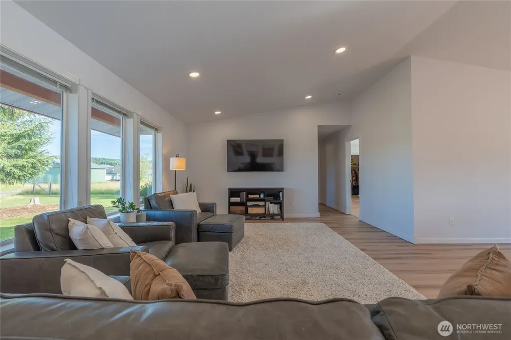 133 Faun Rae Lane Chehalis WA 98532