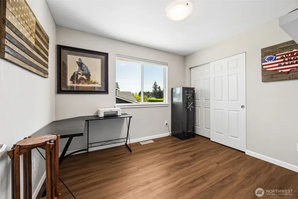 11104 222nd Avenue Ct E Buckley WA 98321