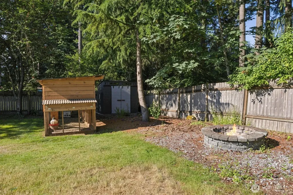 11104 222nd Avenue Ct E Buckley WA 98321