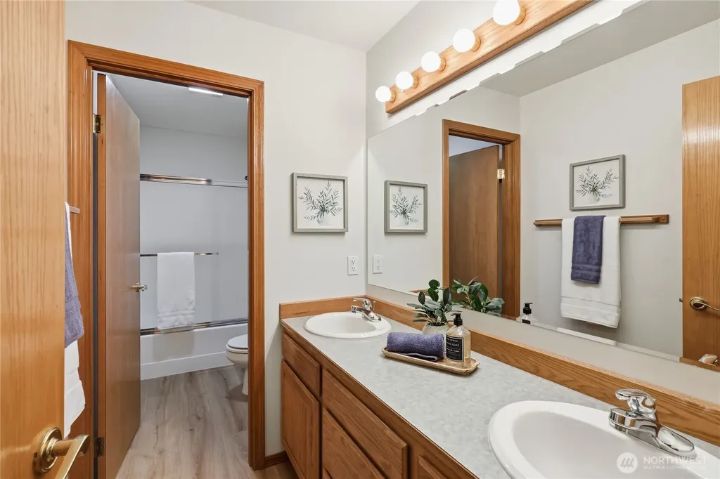 15 Station Prairie Road Port Townsend WA 98368