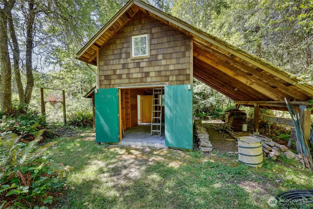 15 Station Prairie Road Port Townsend WA 98368