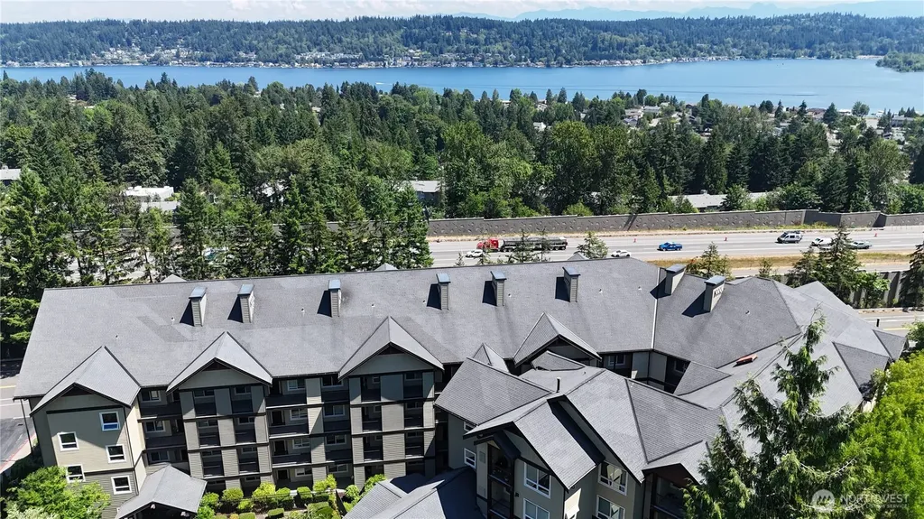 18707 SE Newport Way Issaquah WA 98027