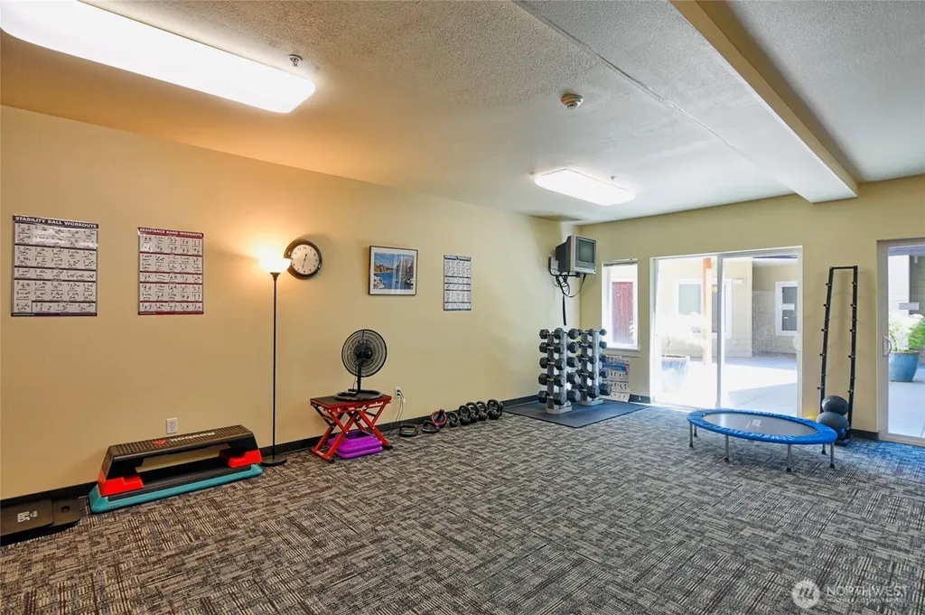 18707 SE Newport Way Issaquah WA 98027