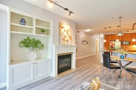 18707 SE Newport Way Issaquah WA 98027