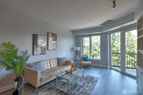 18707 SE Newport Way Issaquah WA 98027