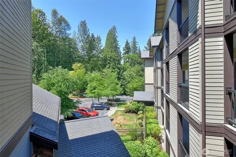 18707 SE Newport Way Issaquah WA 98027