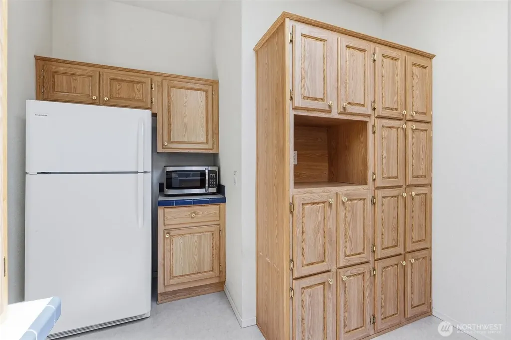 627 Andrew Drive Burlington WA 98233