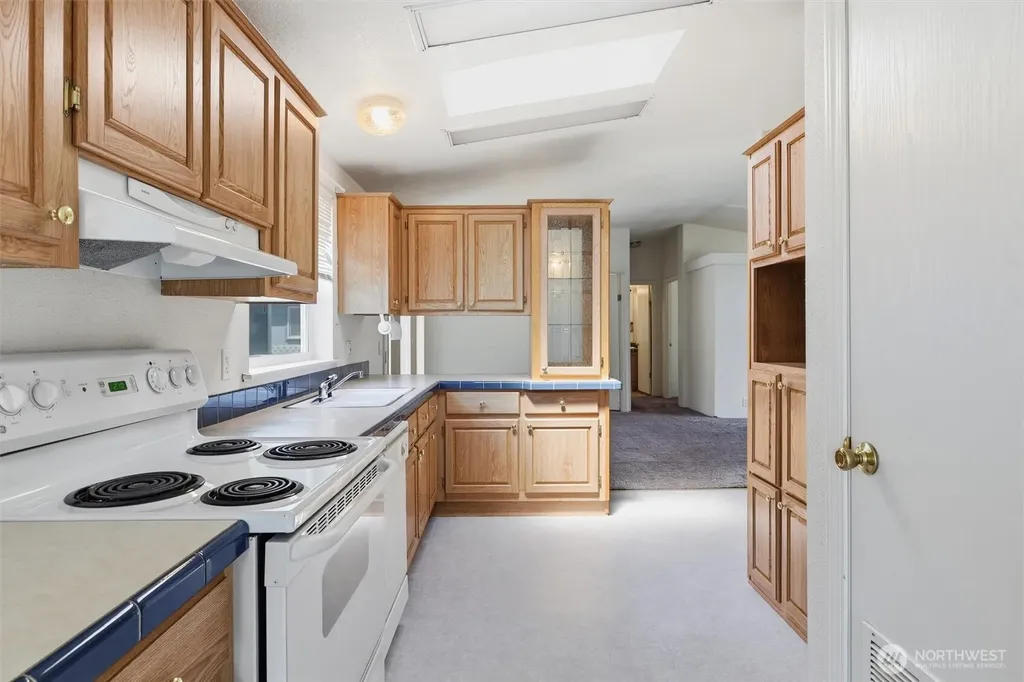 627 Andrew Drive Burlington WA 98233