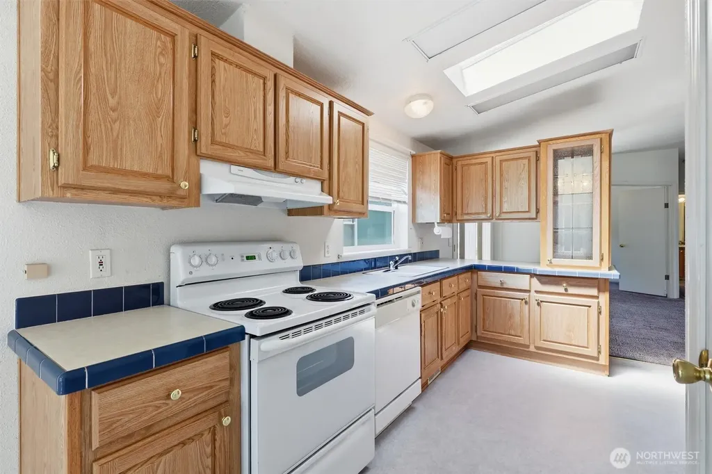 627 Andrew Drive Burlington WA 98233