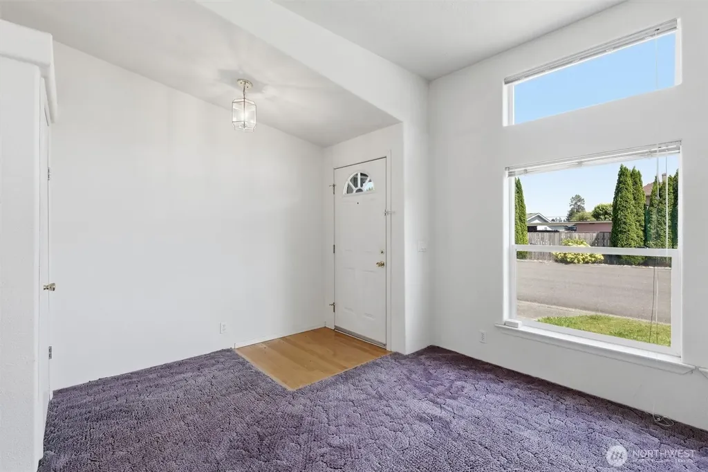 627 Andrew Drive Burlington WA 98233