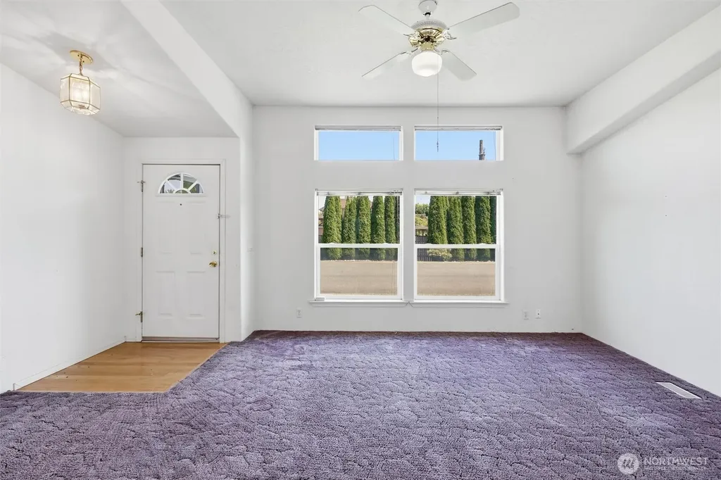 627 Andrew Drive Burlington WA 98233
