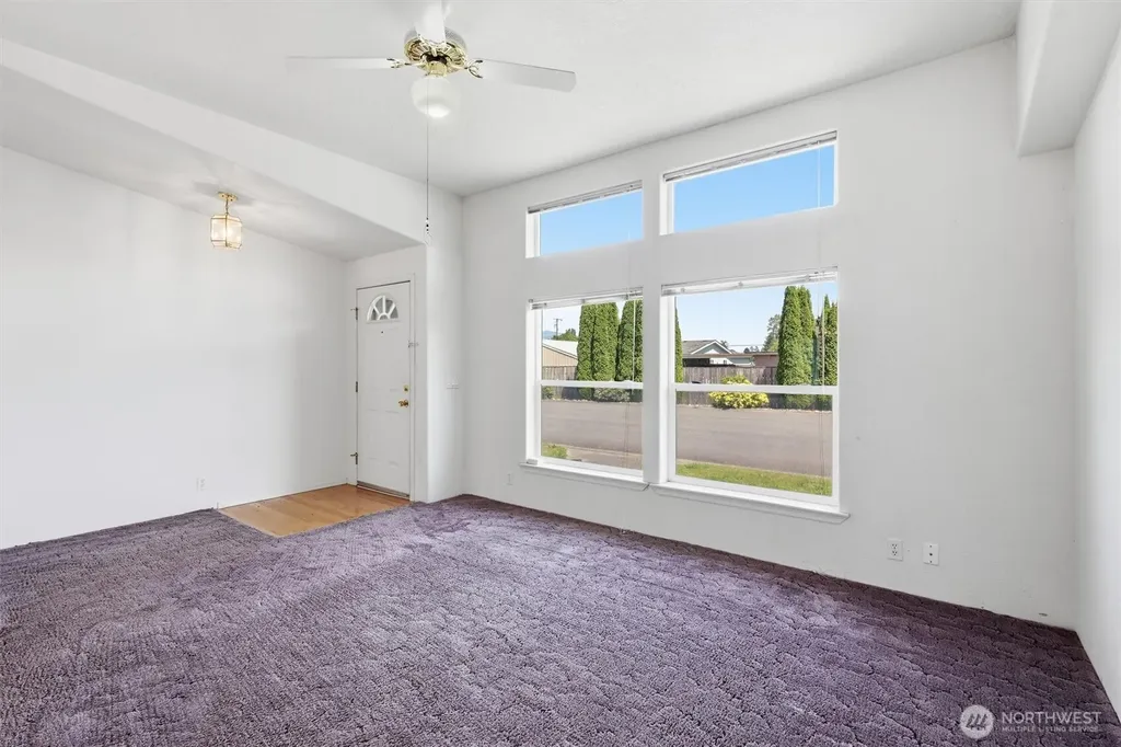 627 Andrew Drive Burlington WA 98233