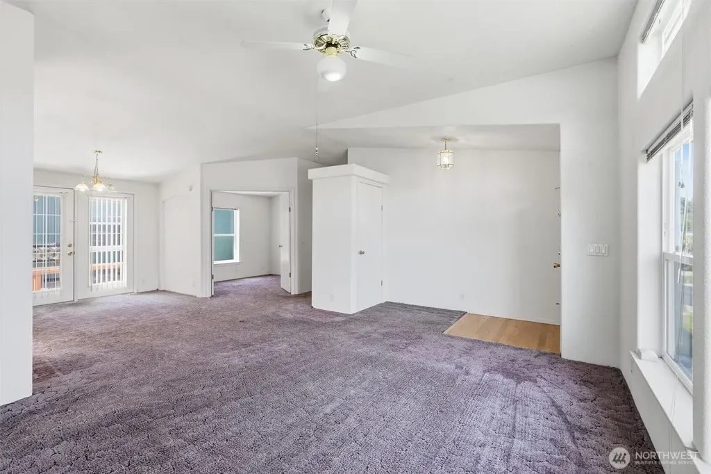 627 Andrew Drive Burlington WA 98233