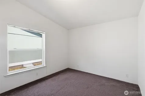 627 Andrew Drive Burlington WA 98233