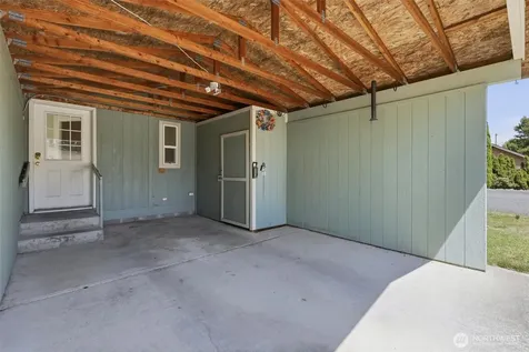 627 Andrew Drive Burlington WA 98233