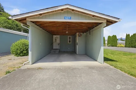 627 Andrew Drive Burlington WA 98233