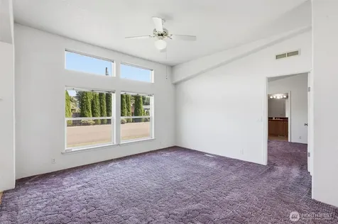 627 Andrew Drive Burlington WA 98233
