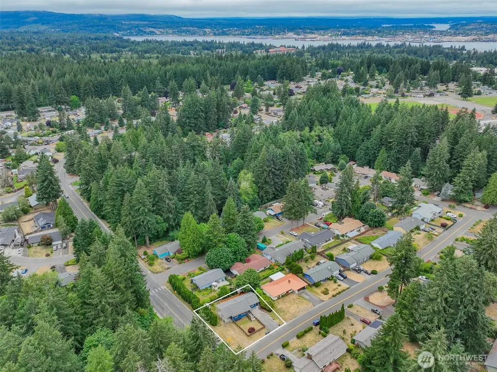 2614 White Cedar Drive SE Port Orchard WA 98366