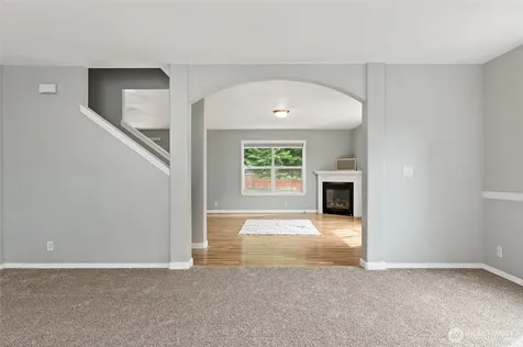 908 Daffodil Avenue NE Orting WA 98360