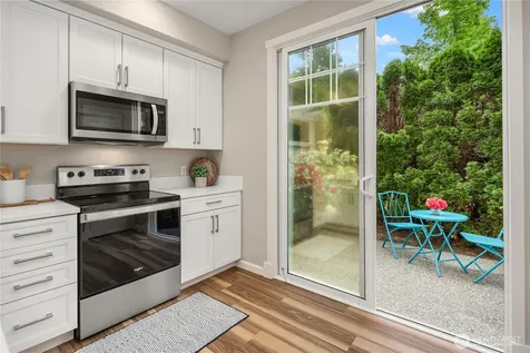 4126 248th Court SE Sammamish WA 98029