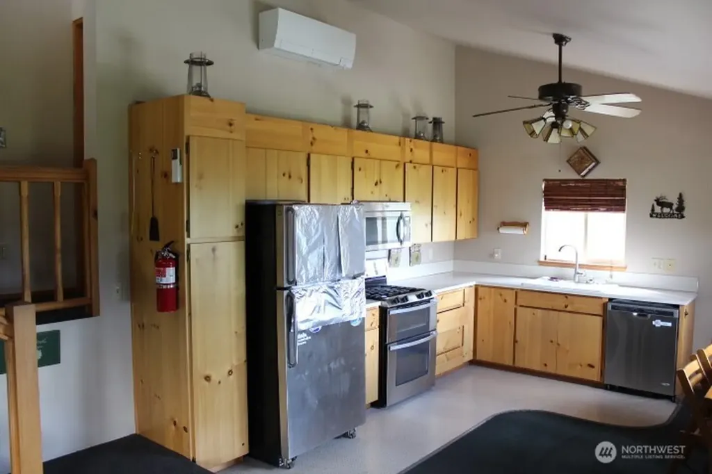 302 Davies Road Oroville WA 98844