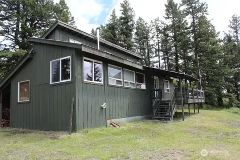 302 Davies Road Oroville WA 98844