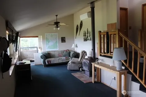 302 Davies Road Oroville WA 98844